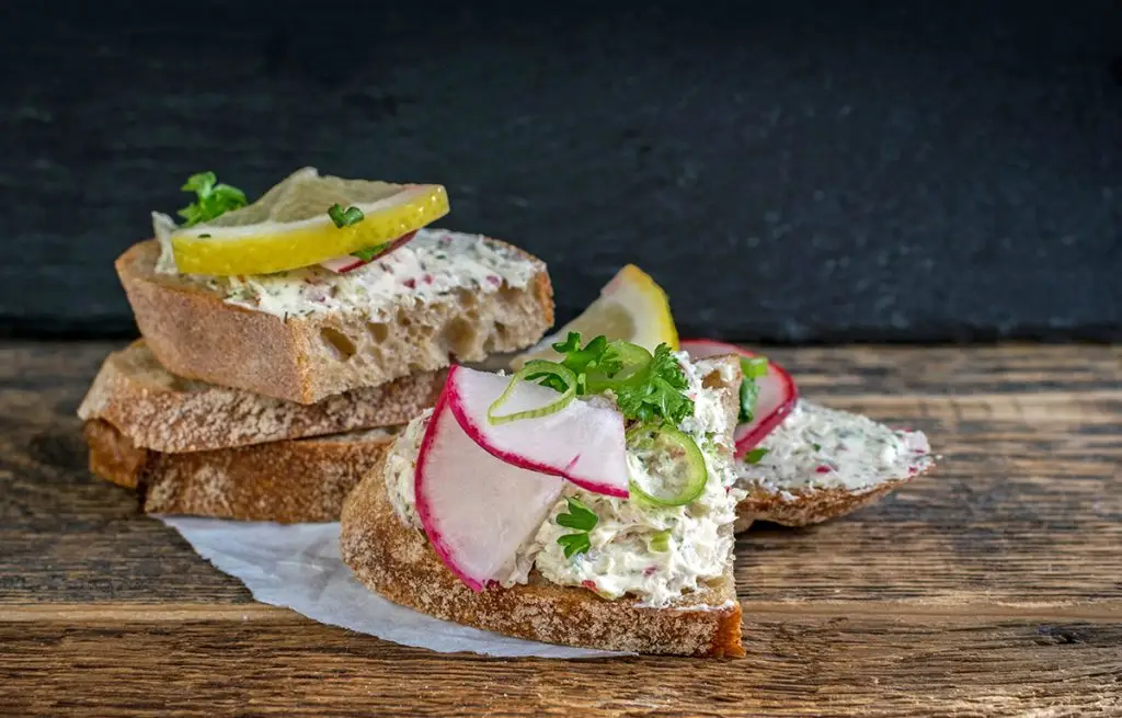 Herbed Radish Compound Butter on Crusty French Bread