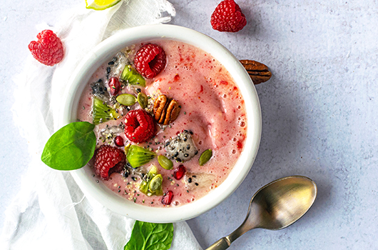 Strawberry Banana Smoothie Bowl - Recipes - LifeSource Natural Foods
