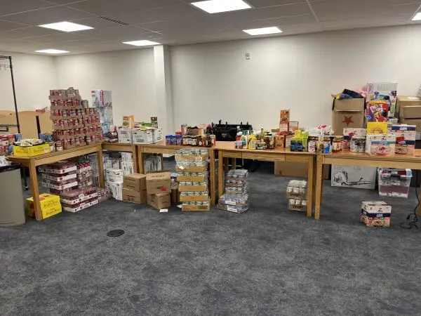 A food box group event at Center for Hope and Safety