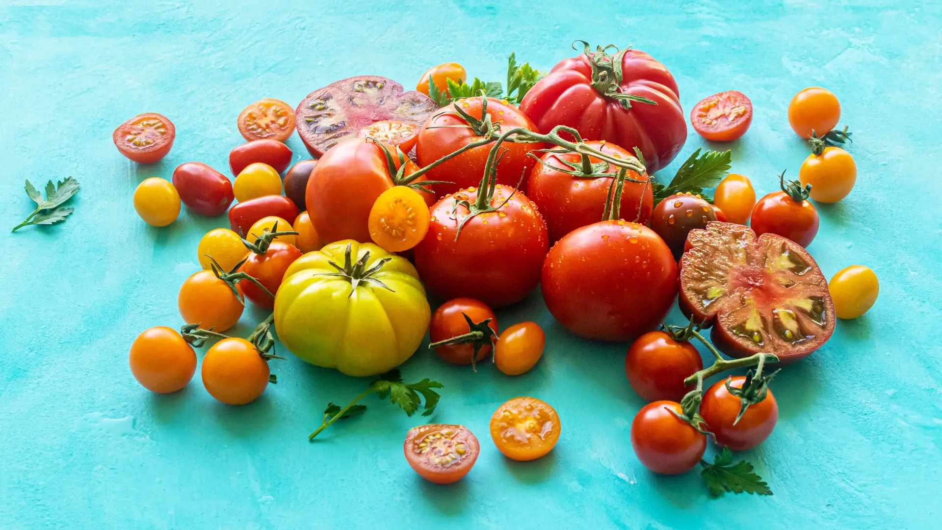 Mix of heirloom slicer or cherry tomatoes